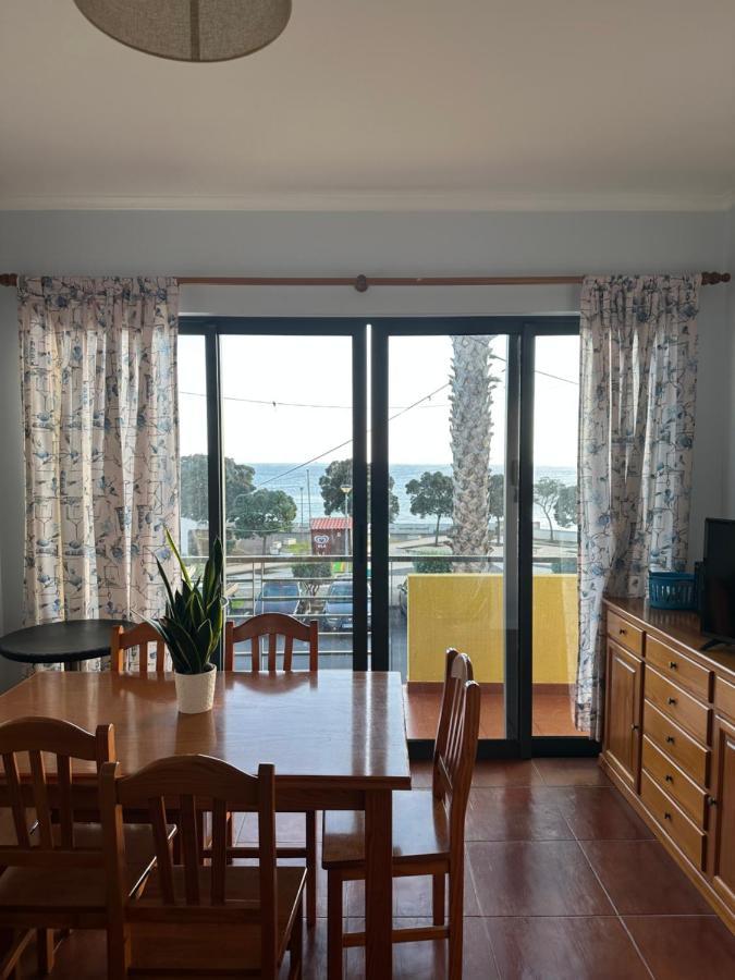 Apartamentos Amarelo Canical  Luaran gambar